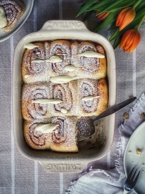 Unwiderstehliche Dinkel-Zimtschnecken